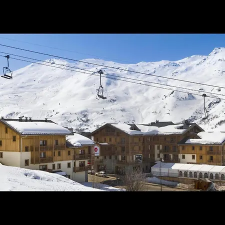 Apartment Apartment In Les Menuires With Spa & Ski Access *
