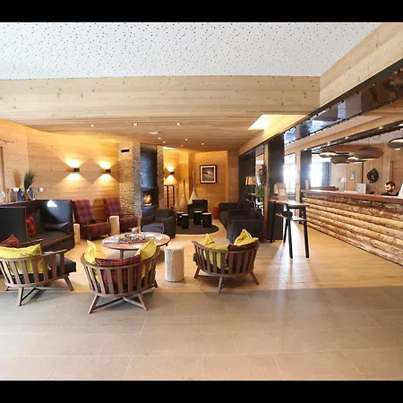 Apartment In Les Menuires With Spa & Ski Access Saint-Martin-de-Belleville